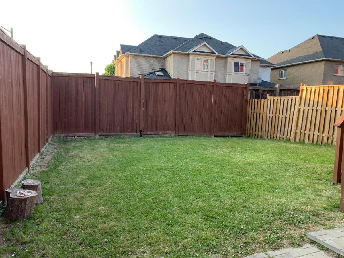 Jazzy Home Stay Mississauga Ngoại thất bức ảnh